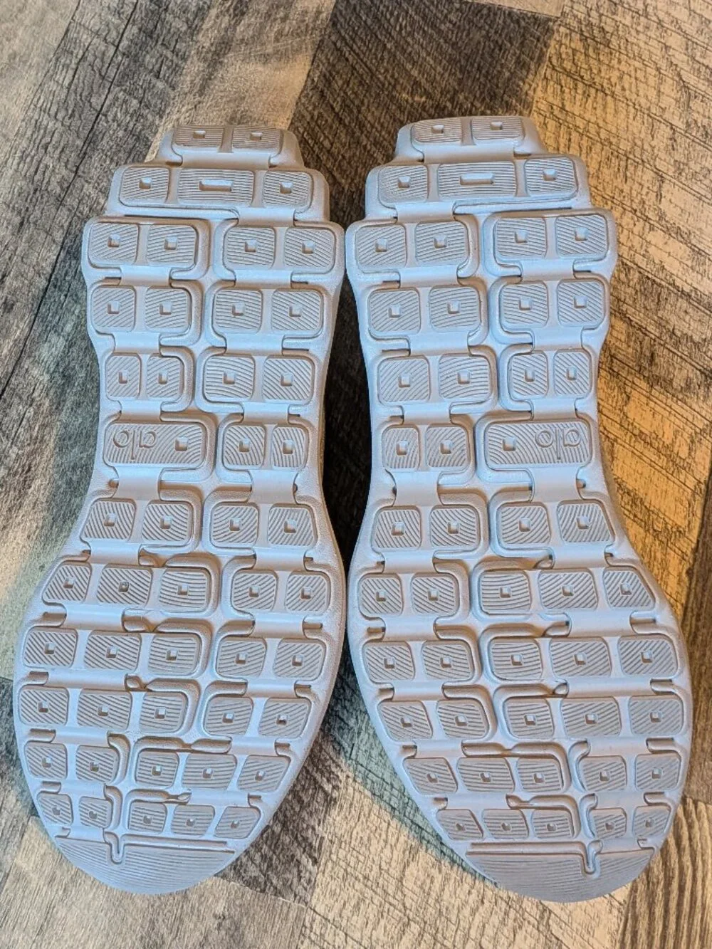 Alo Runner Shoes Gravel Breathable Mesh Upper